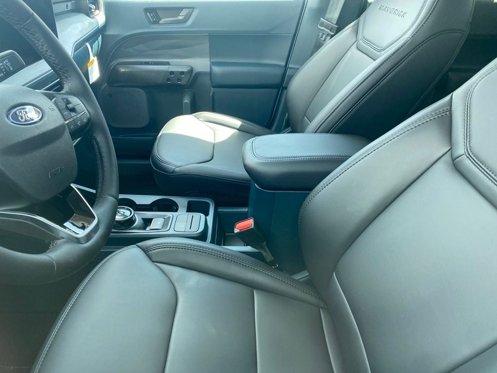 2026 Ford Maverick Lariat Hybrid