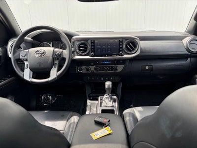 2022 Toyota Tacoma Limited V6