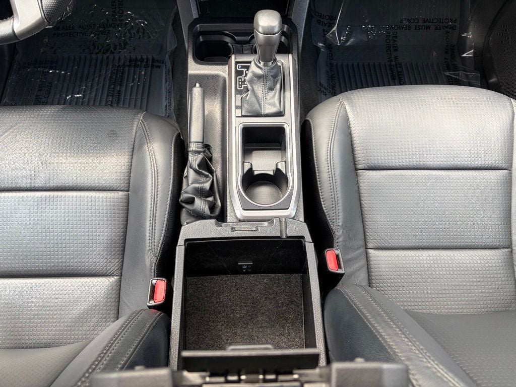 2022 Toyota Tacoma Limited V6