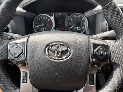 2022 Toyota Tacoma Limited V6
