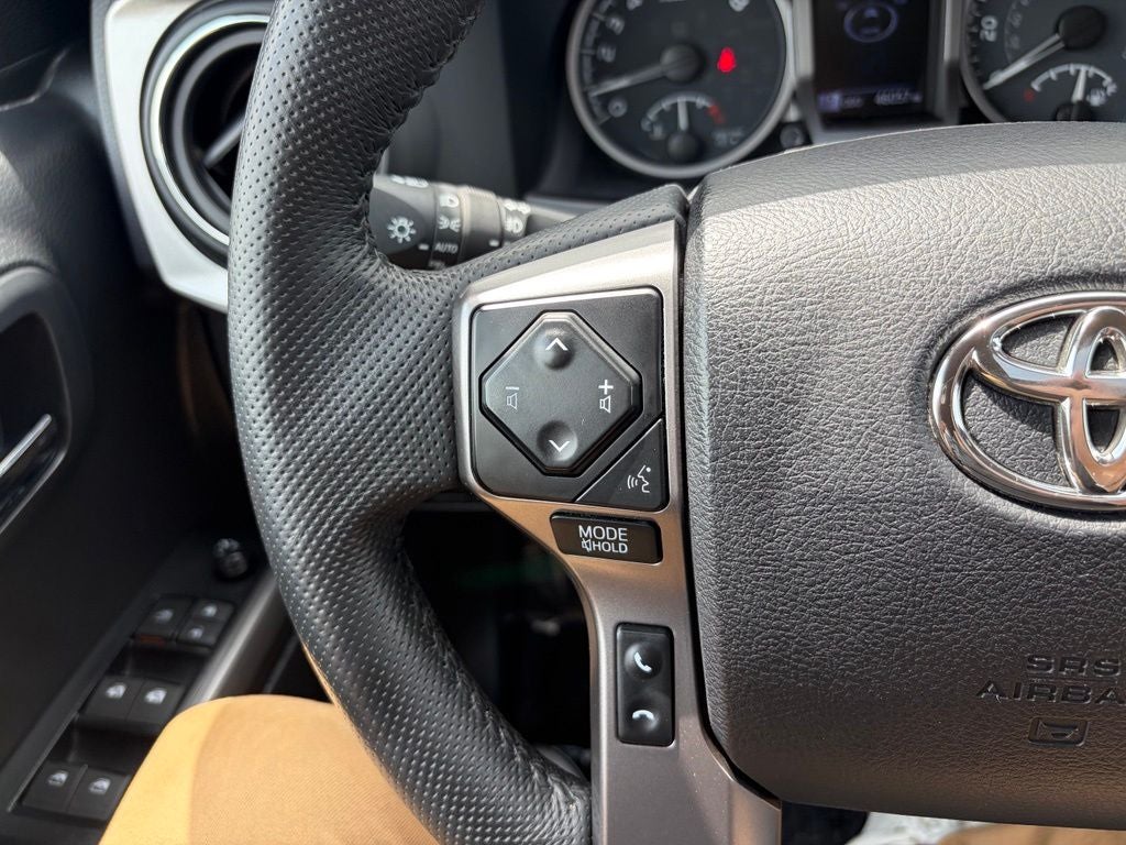 2022 Toyota Tacoma Limited V6