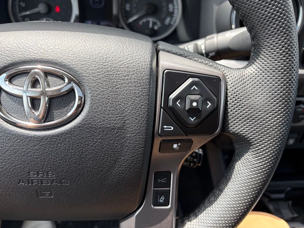 2022 Toyota Tacoma Limited V6