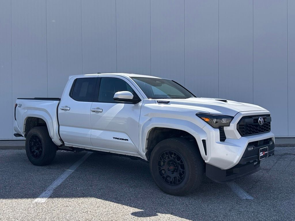2025 Toyota Tacoma Hybrid TRD Sport