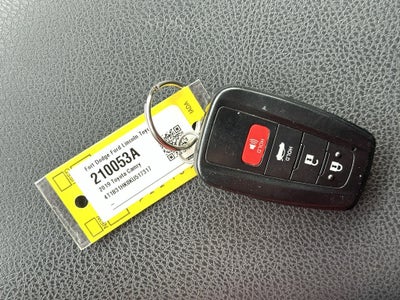 2019 Toyota Camry Hybrid LE