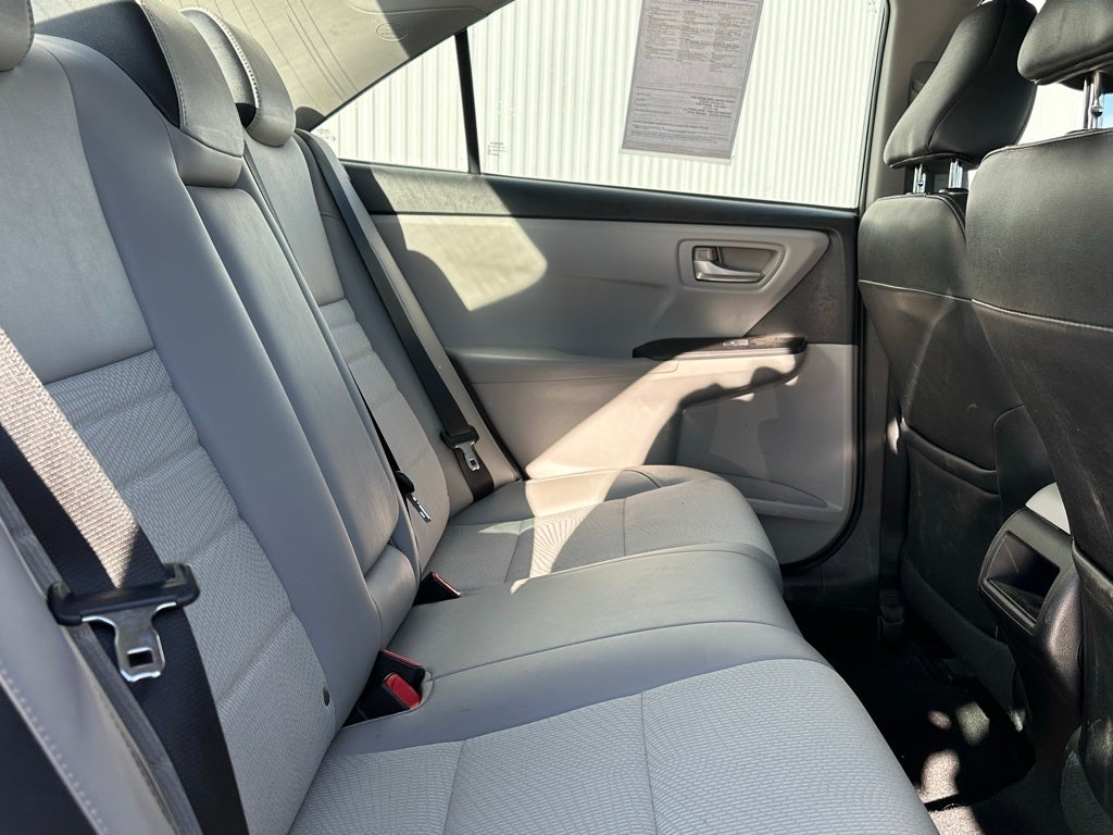 2016 Toyota Camry SE