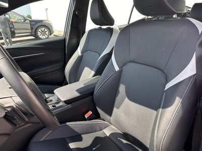 2025 Toyota Camry SE Hybrid