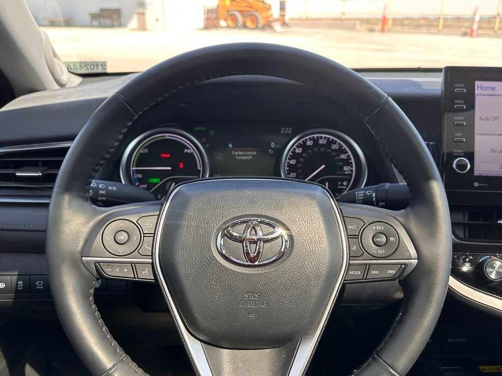 2023 Toyota Camry Hybrid XLE