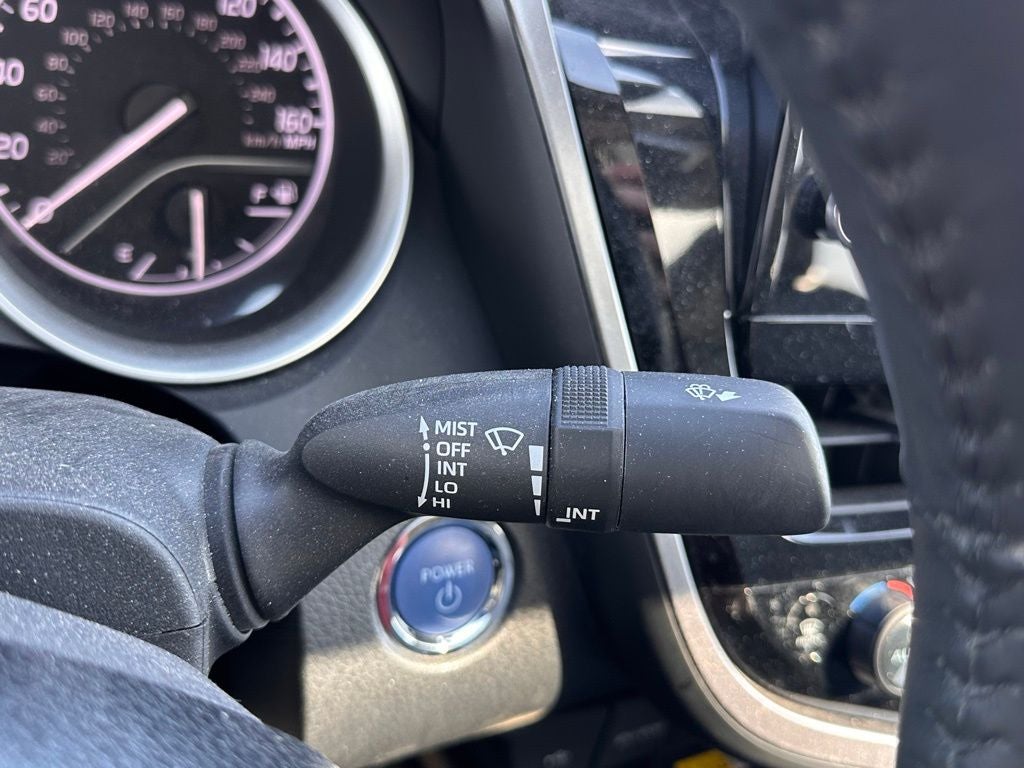 2023 Toyota Camry Hybrid XLE