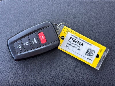 2023 Toyota Camry Hybrid XLE