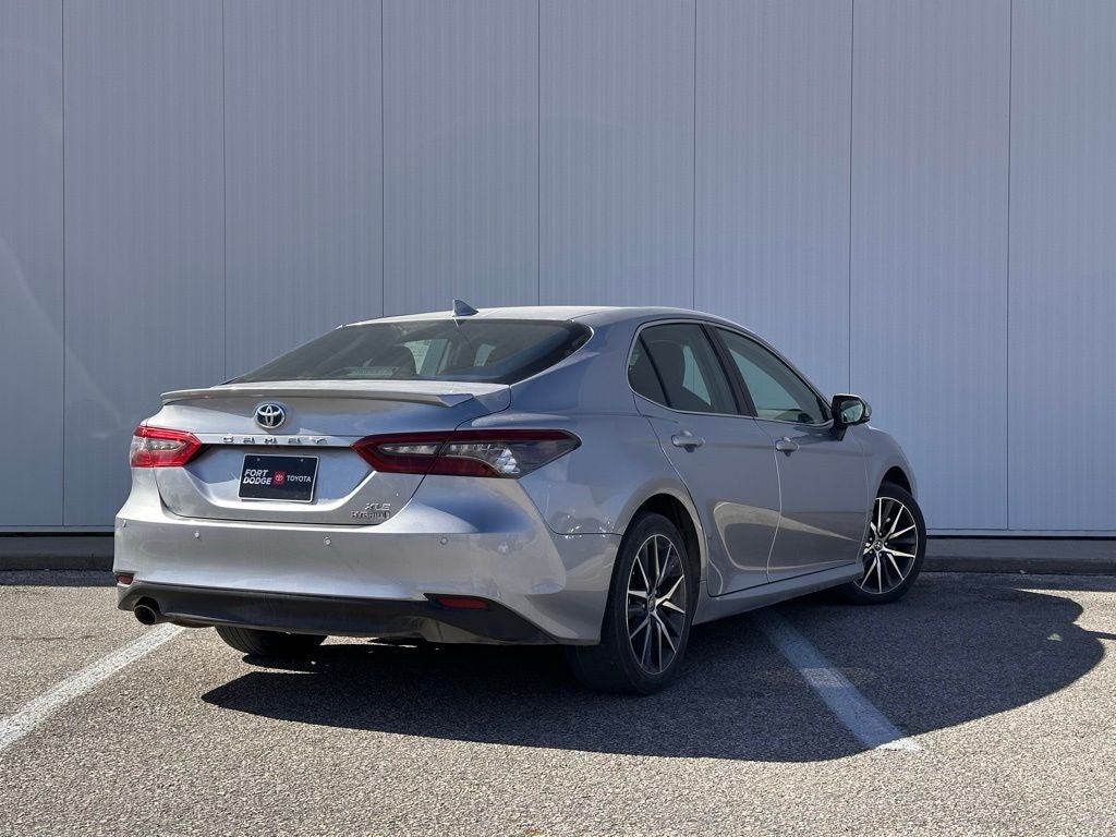 2023 Toyota Camry Hybrid XLE