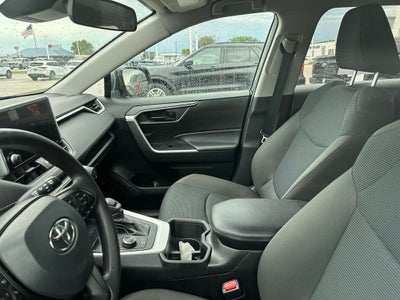 2023 Toyota RAV4 Hybrid LE