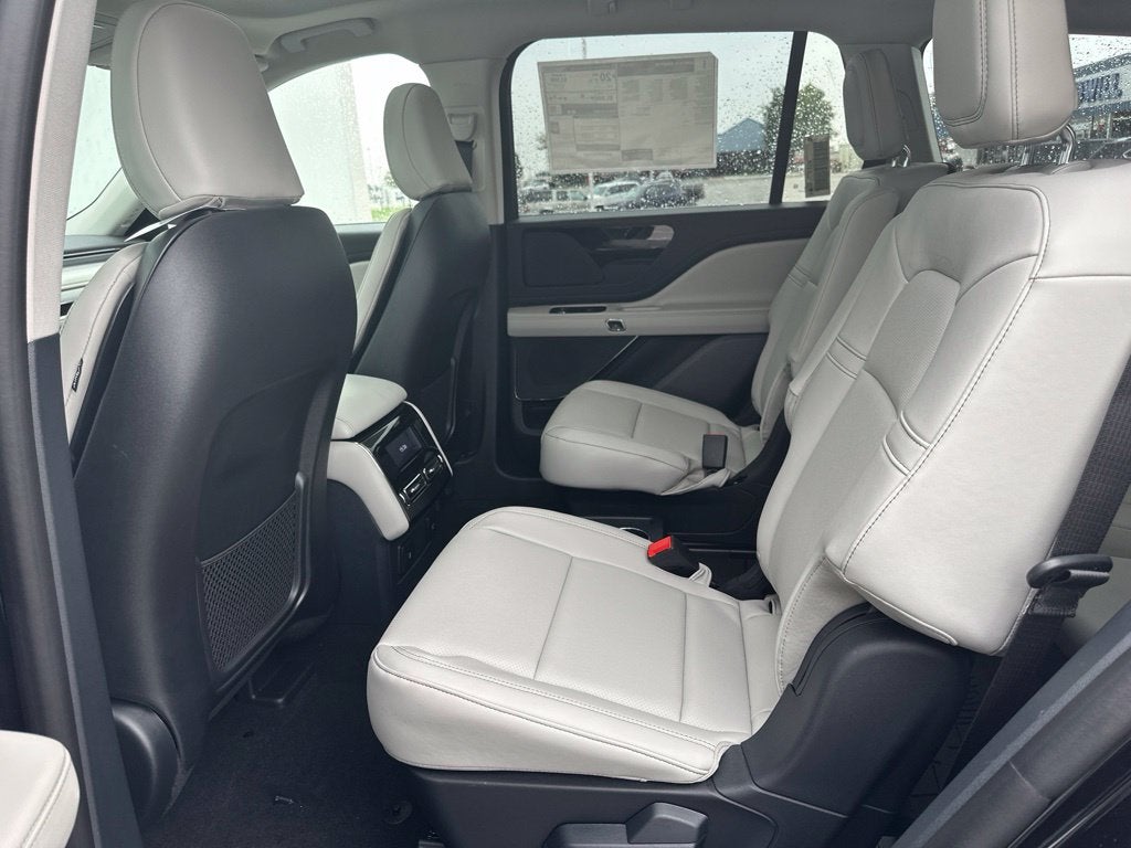 2027 Lincoln Aviator Premiere