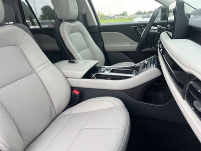 2027 Lincoln Aviator Premiere