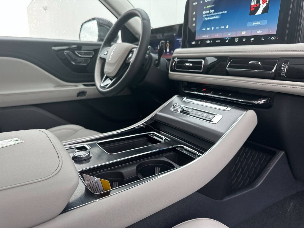 2027 Lincoln Aviator Premiere