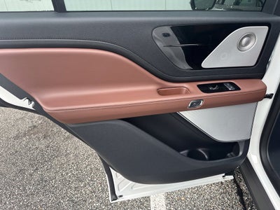 2027 Lincoln Aviator Reserve