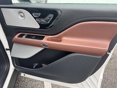 2027 Lincoln Aviator Reserve