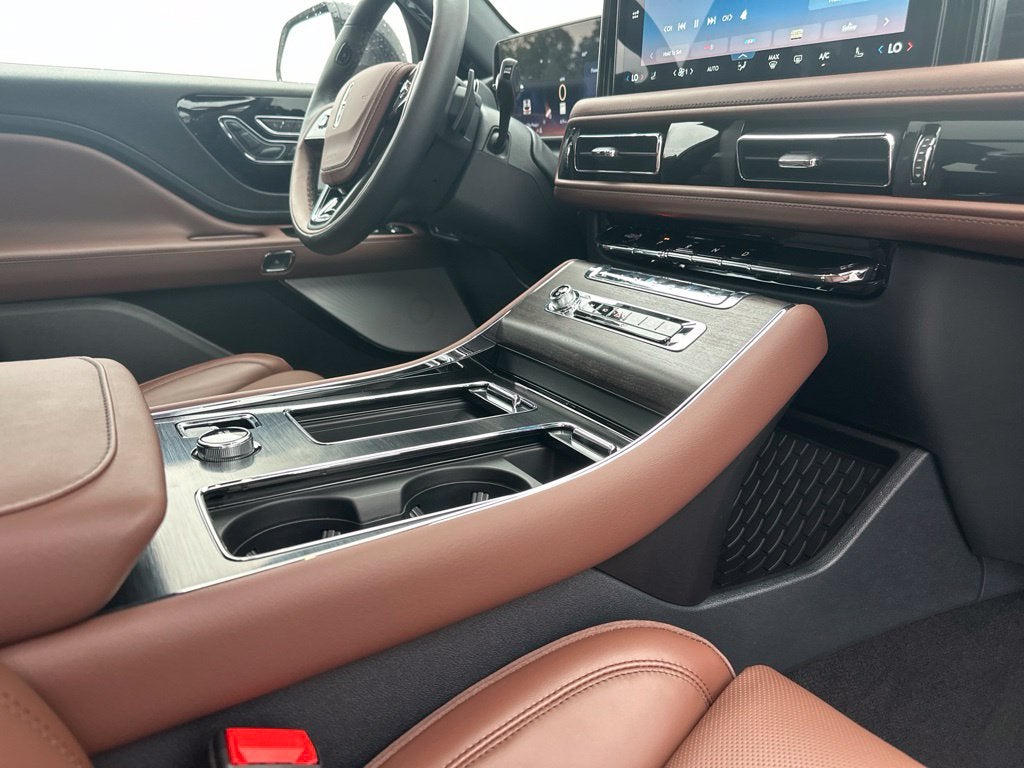 2027 Lincoln Aviator Reserve