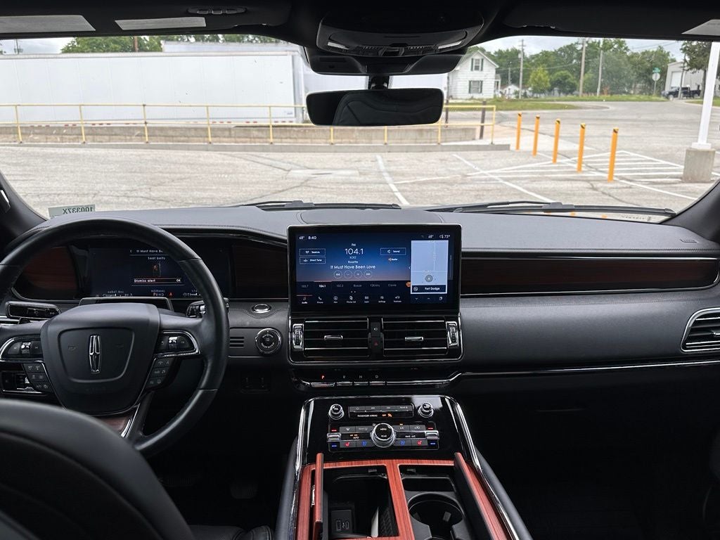 2023 Lincoln Navigator Reserve
