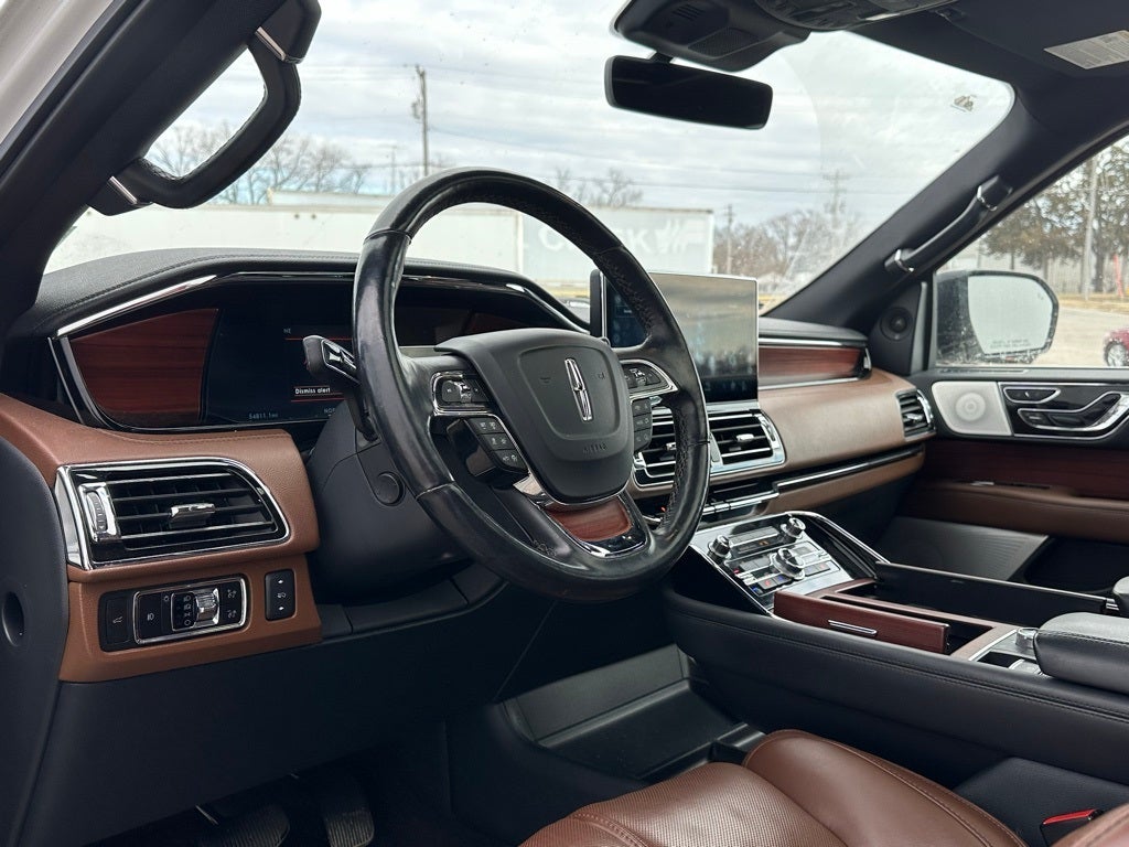 2023 Lincoln Navigator L Reserve