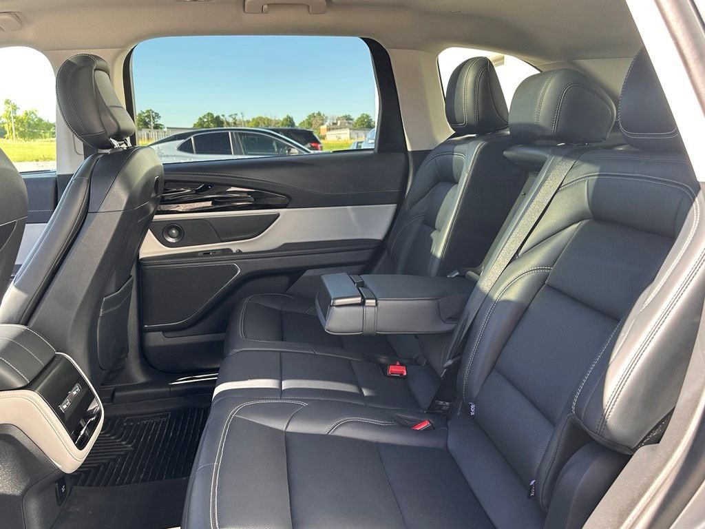2025 Lincoln Nautilus Premiere II