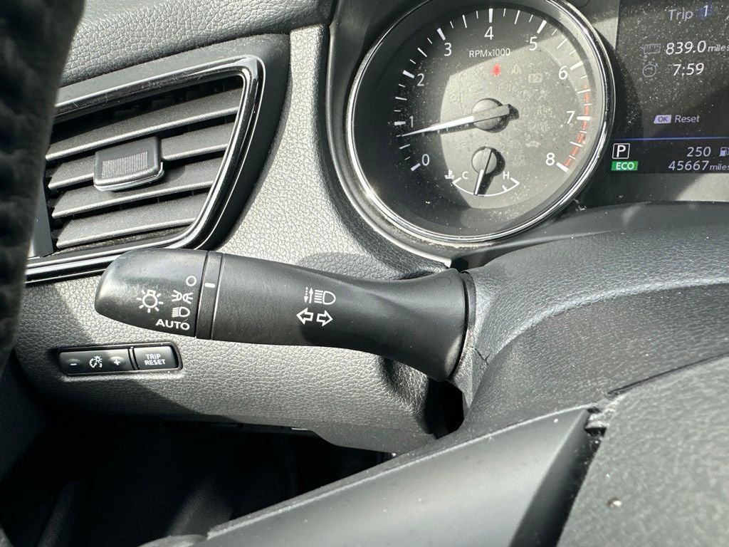 2019 Nissan Rogue S