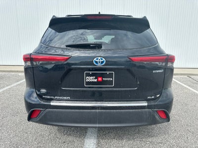 2023 Toyota Highlander Hybrid Bronze Edition