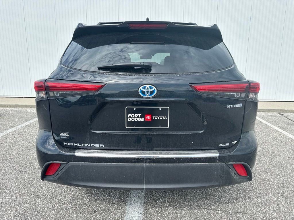 2023 Toyota Highlander Hybrid Bronze Edition