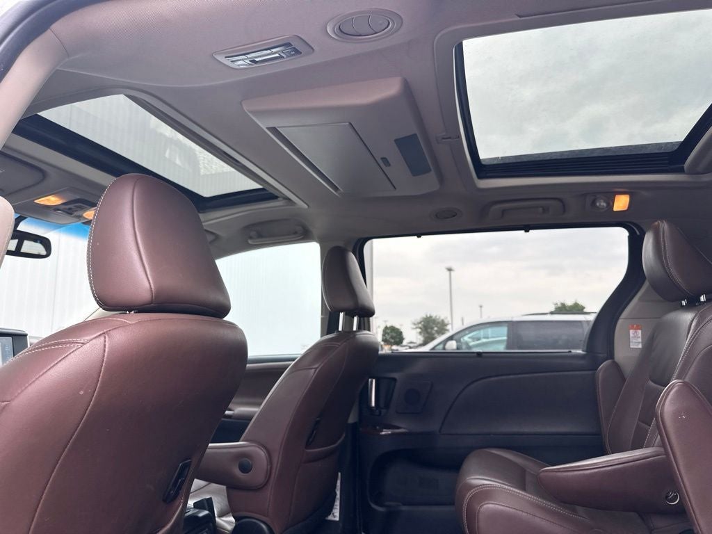 2015 Toyota Sienna Limited Premium 7 Passenger