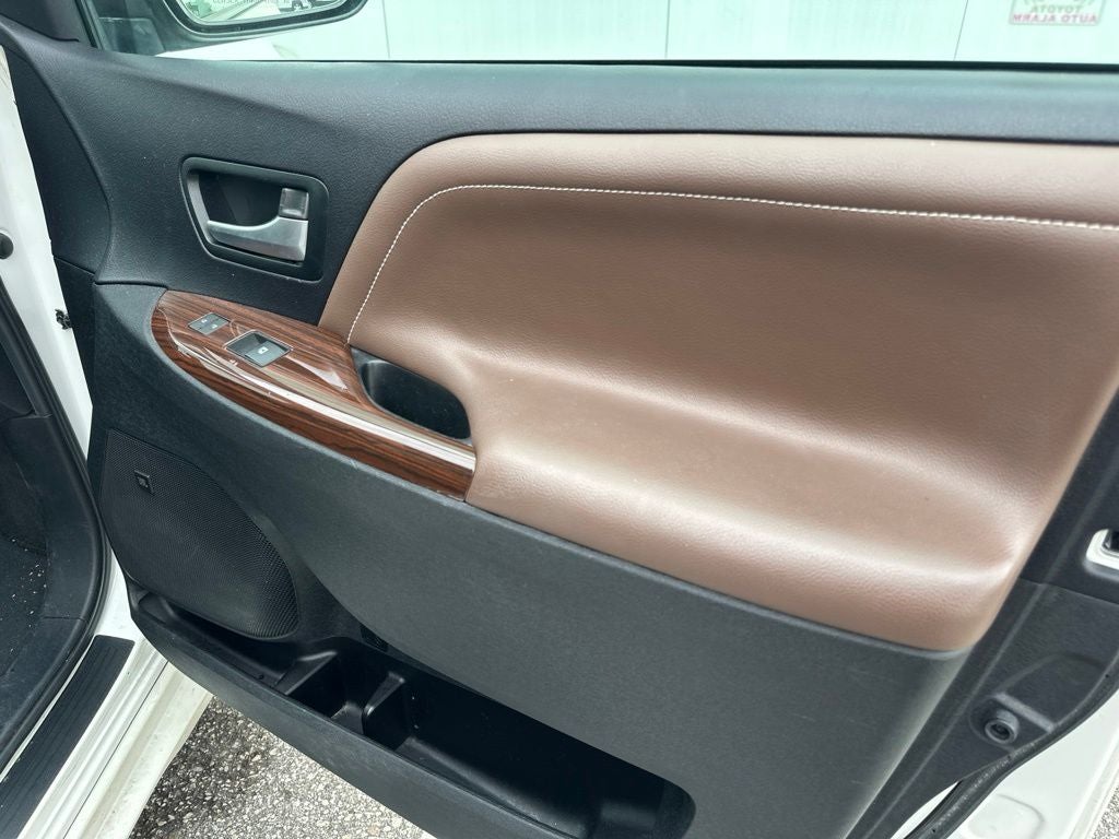 2015 Toyota Sienna Limited Premium 7 Passenger