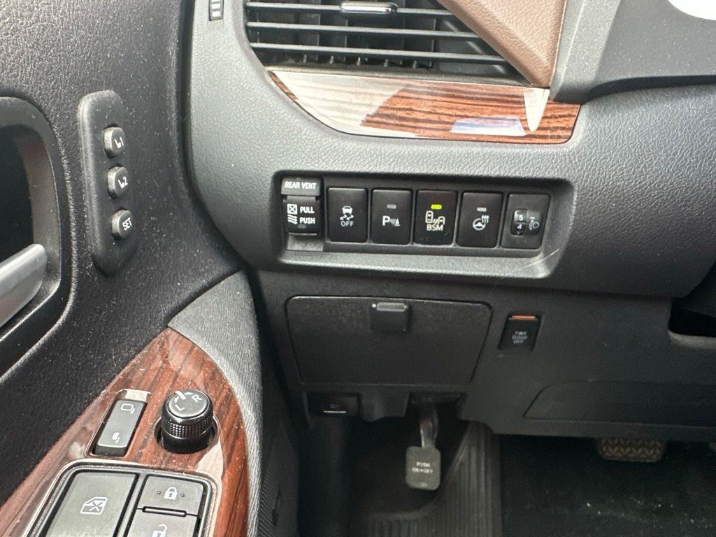 2015 Toyota Sienna Limited Premium 7 Passenger