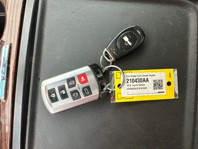 2015 Toyota Sienna Limited Premium 7 Passenger