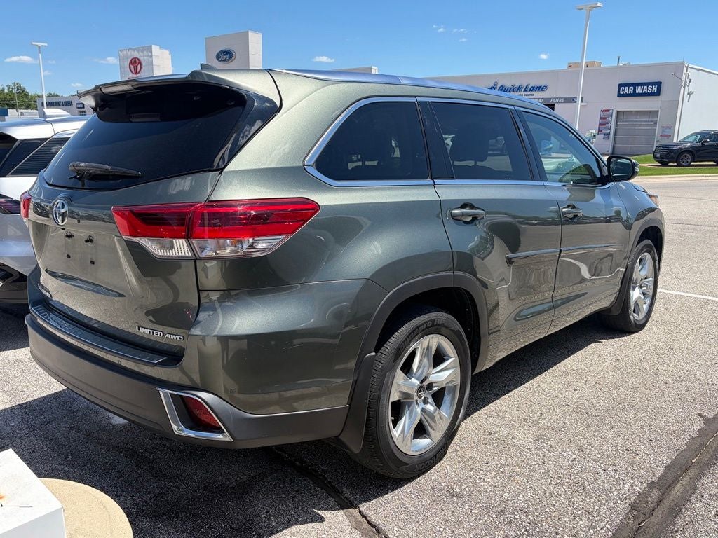 2017 Toyota Highlander Limited