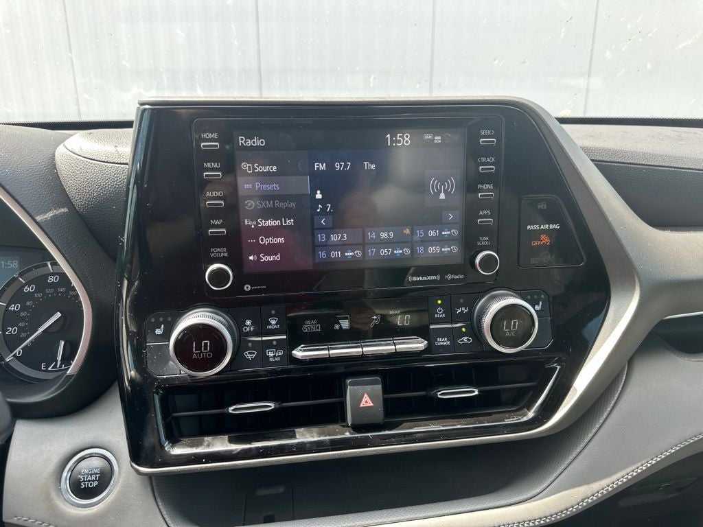 2021 Toyota Highlander XLE