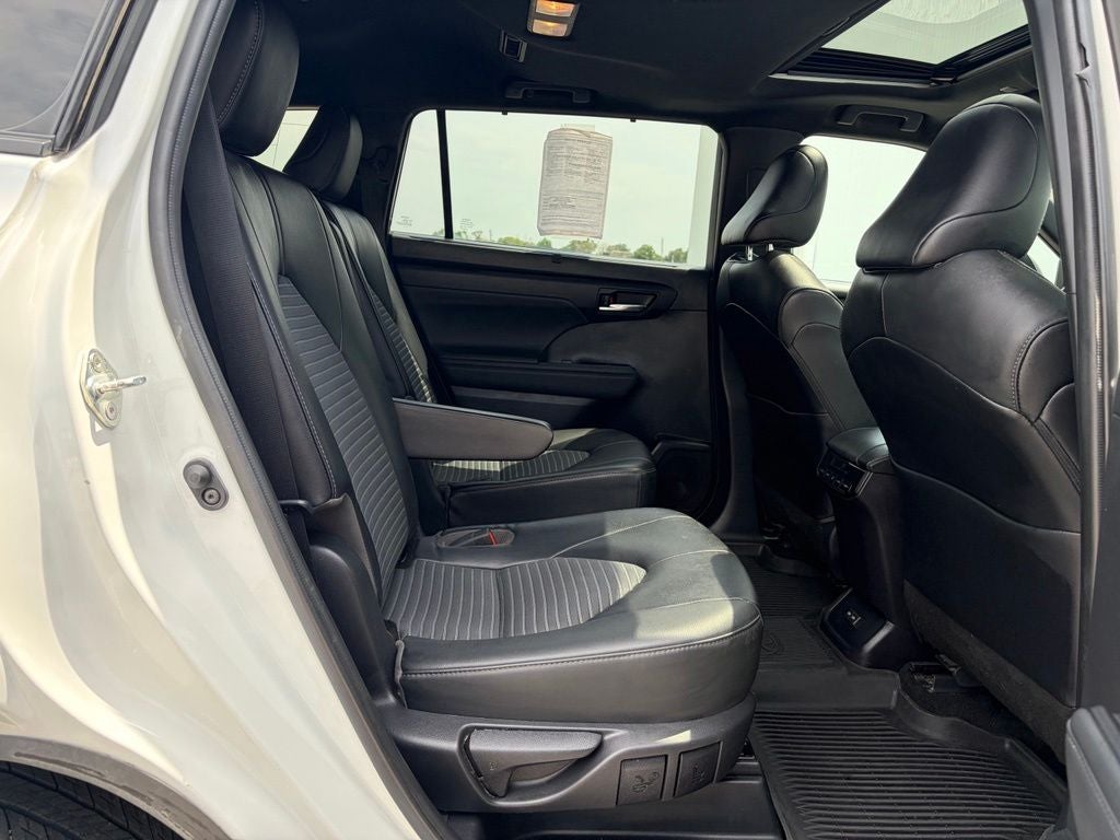 2022 Toyota Highlander XSE