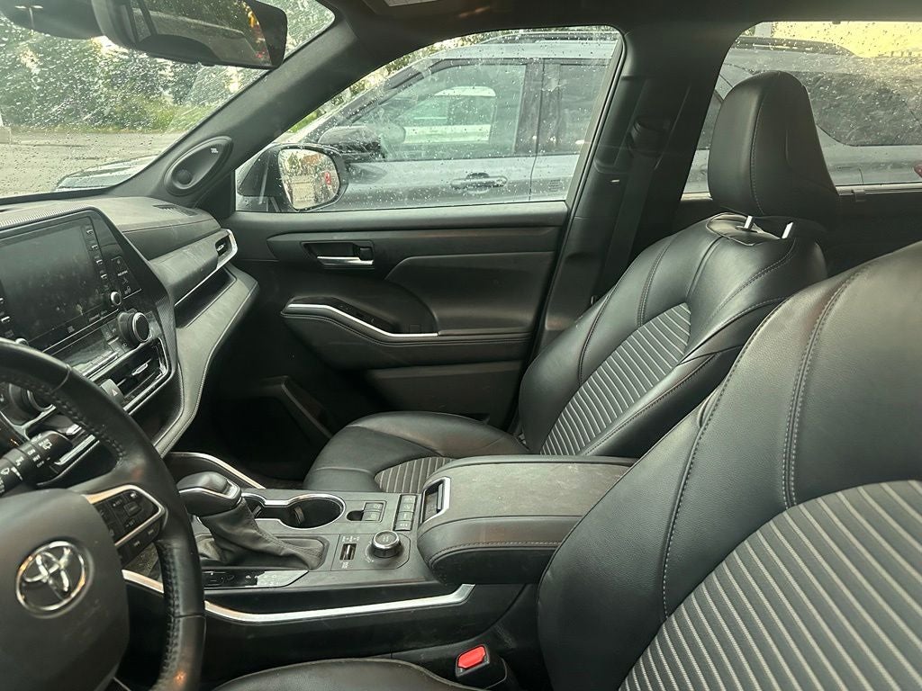 2022 Toyota Highlander XSE