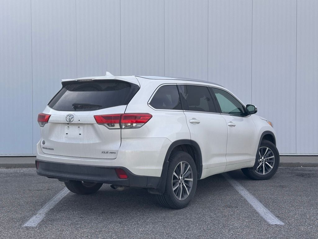 2017 Toyota Highlander XLE