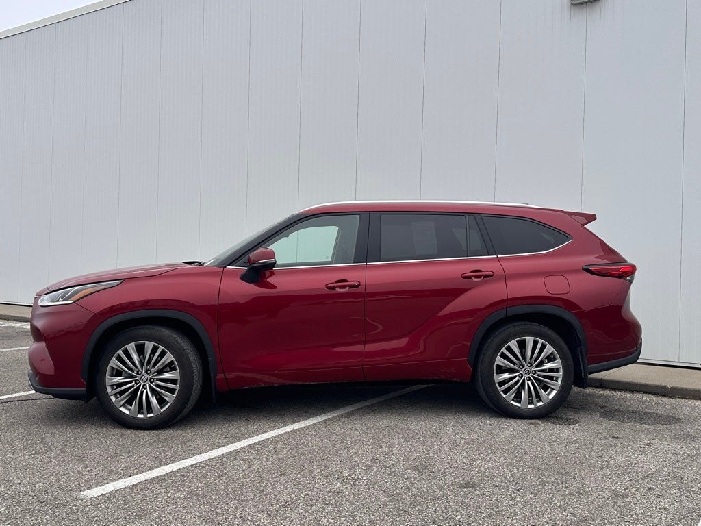 2023 Toyota Highlander Platinum
