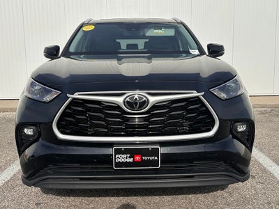 2023 Toyota Highlander XLE