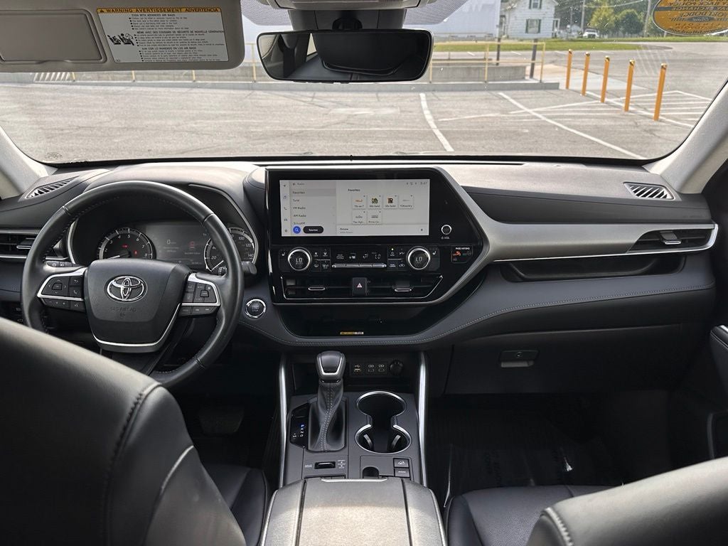 2023 Toyota Highlander XLE