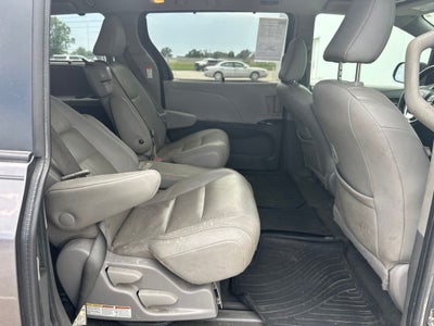 2020 Toyota Sienna XLE Premium 8 Passenger