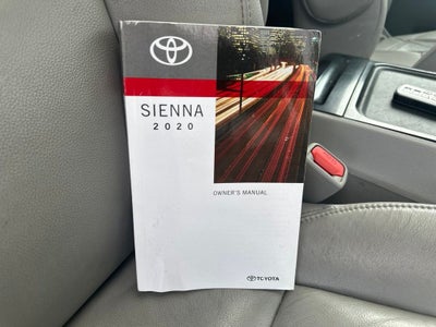 2020 Toyota Sienna XLE Premium 8 Passenger