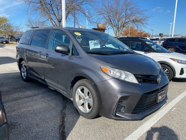 2018 Toyota Sienna L 7 Passenger
