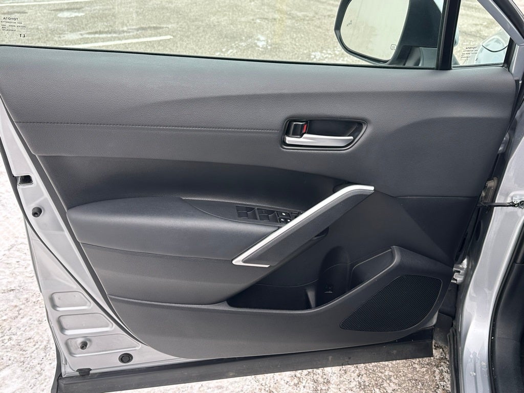 2024 Toyota Corolla Cross XLE