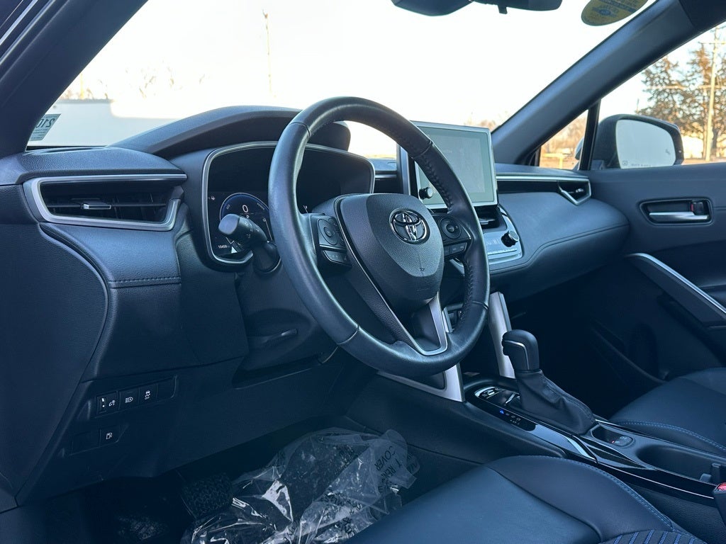 2023 Toyota Corolla Cross Hybrid XSE