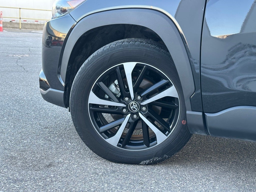 2023 Toyota Corolla Cross Hybrid XSE