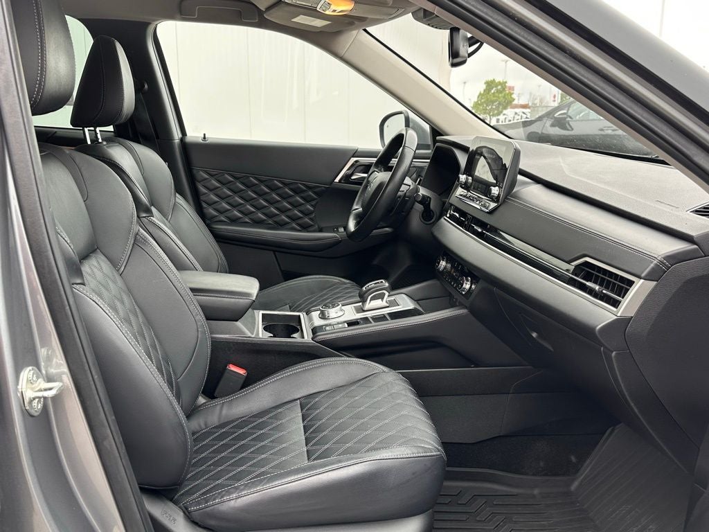 2022 Mitsubishi Outlander SEL