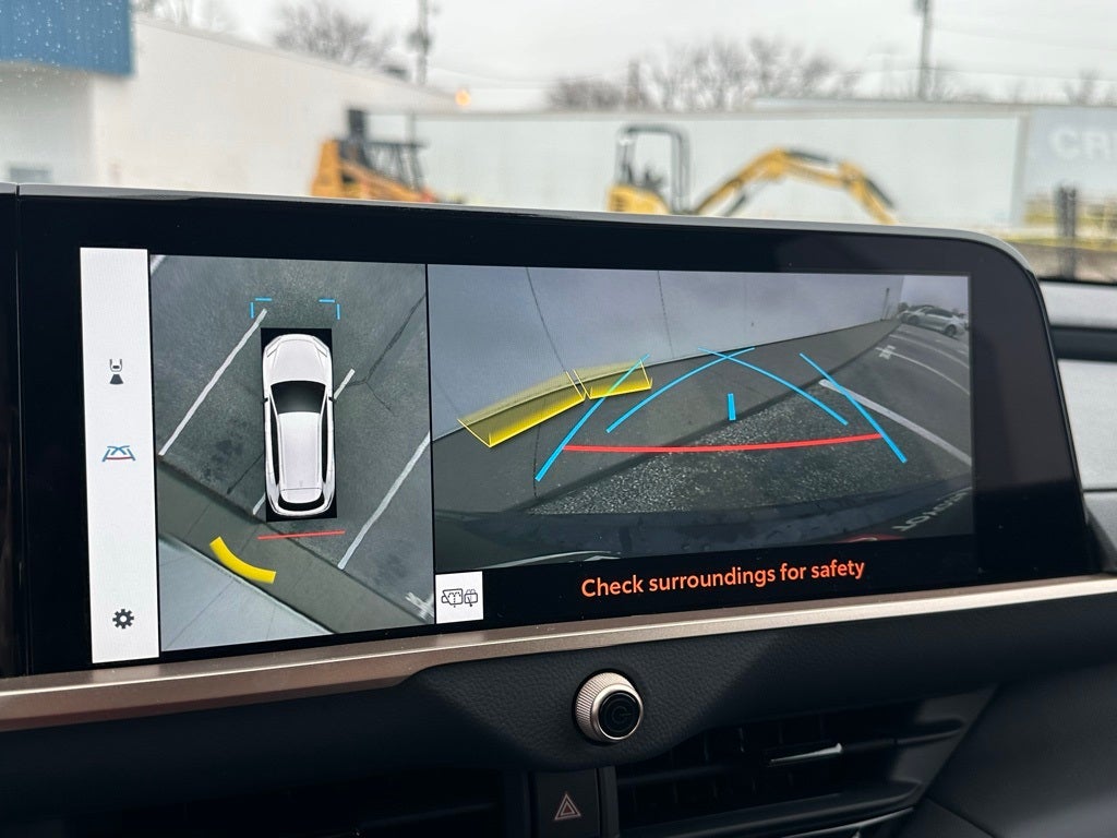 2025 Toyota Crown Signia Limited