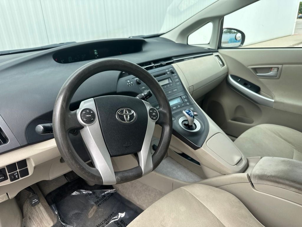2010 Toyota Prius II