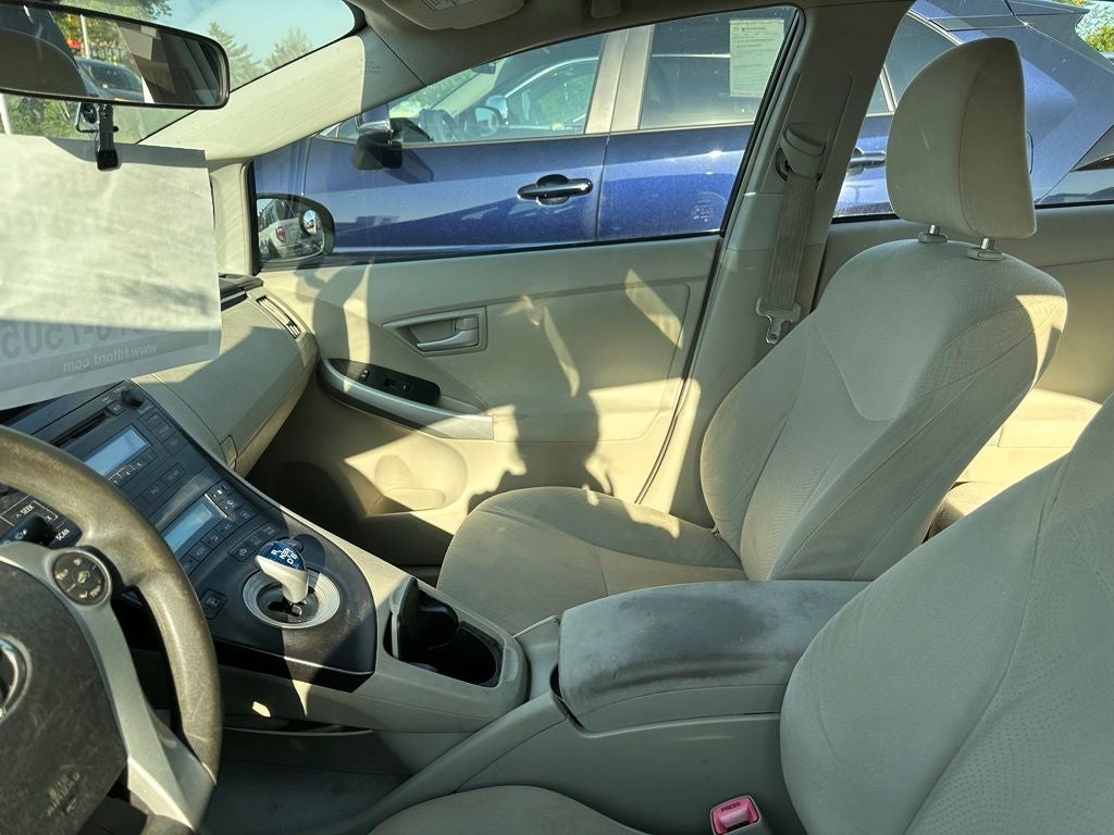 2010 Toyota Prius II