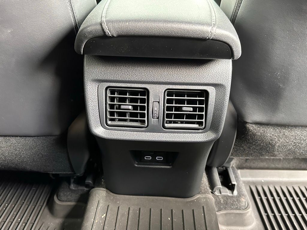 2023 Toyota Venza XLE Nightshade